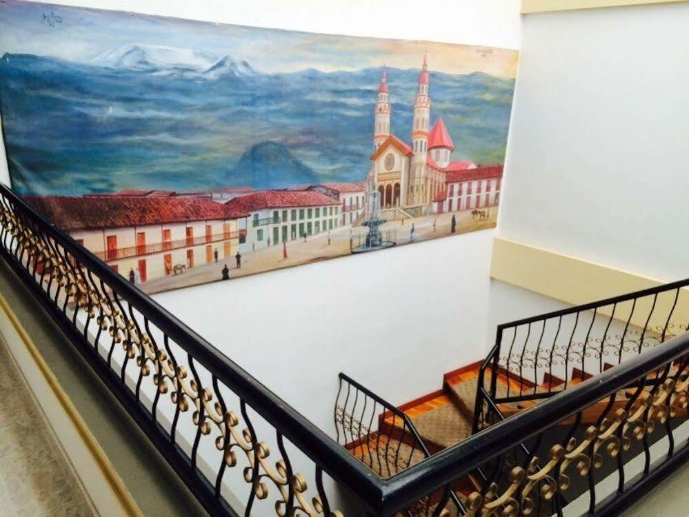 Hotel Bolivar Plaza Manizales Exterior foto